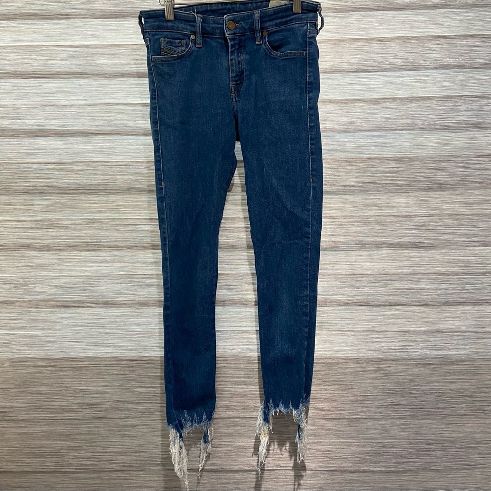 Diesel Industry women’s Super Slim Skinny regular Waist Size 28 with hem